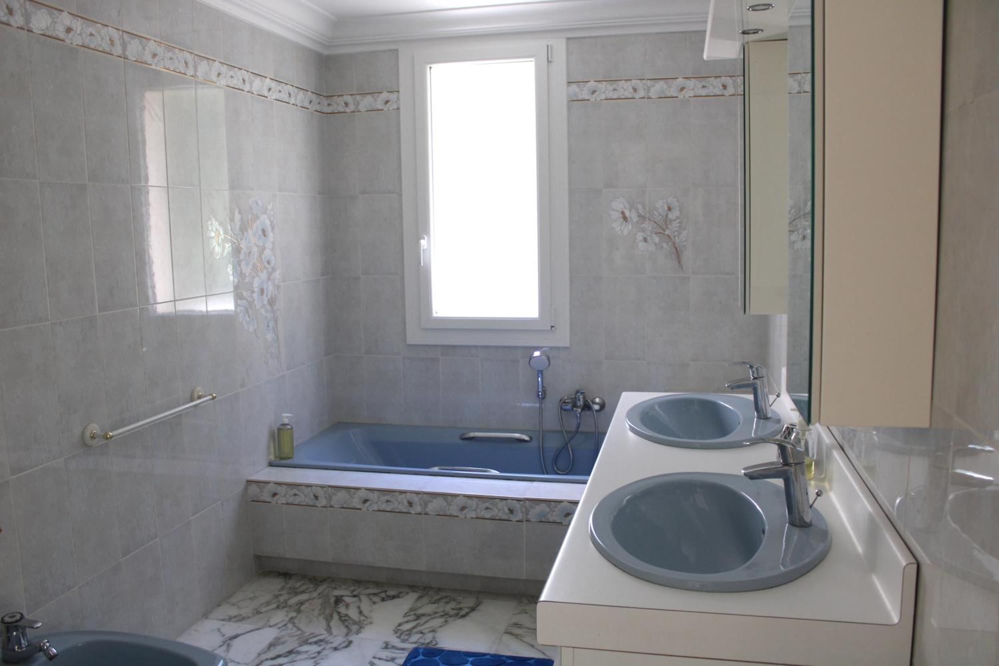 Rez De Jardin De 65M2 Dans Villa A นีซ ภายนอก รูปภาพ